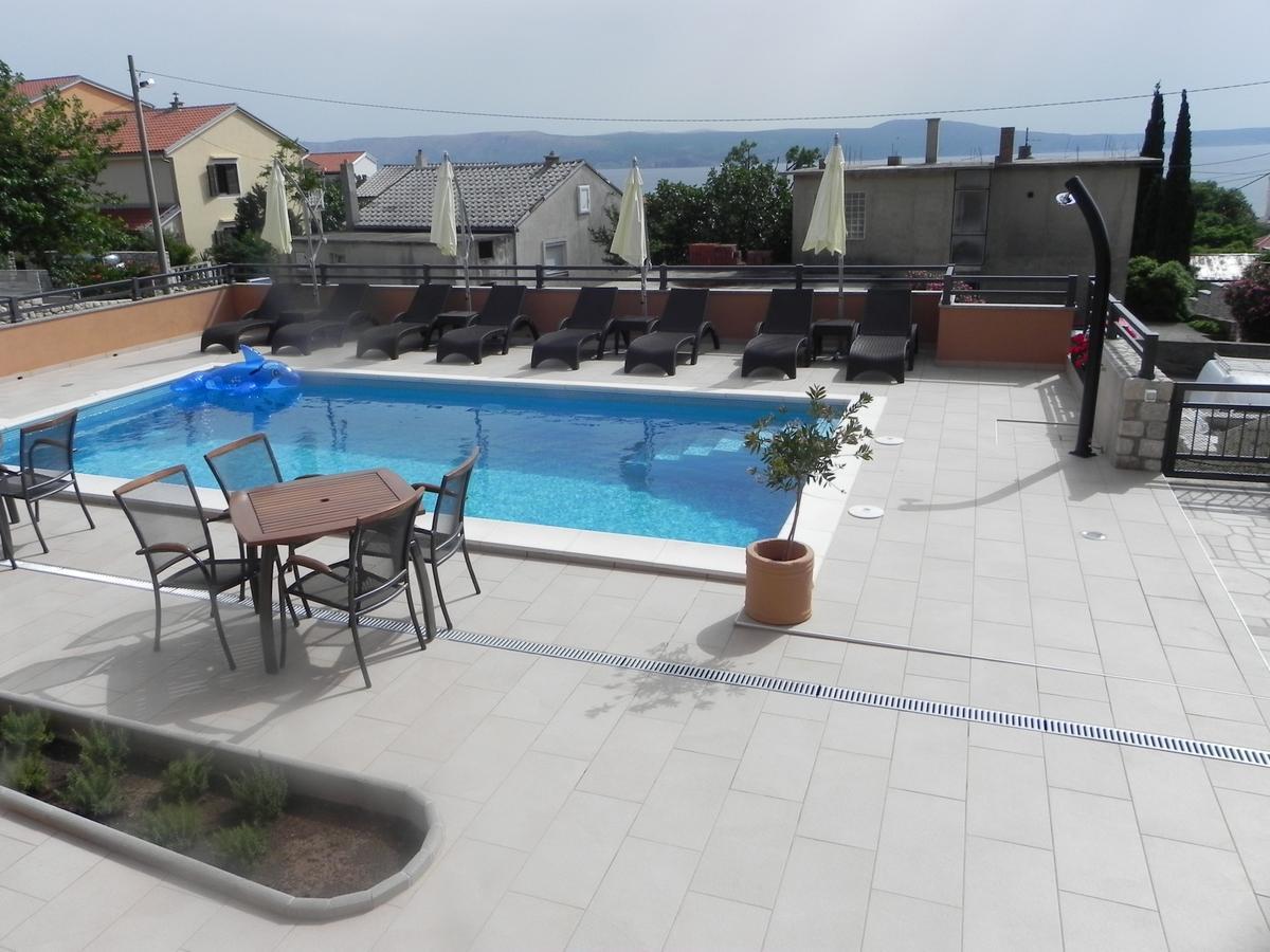 Apartments Antolic Novi Vinodolski Exterior photo